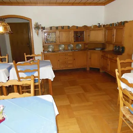 Haus Anne Hotel *